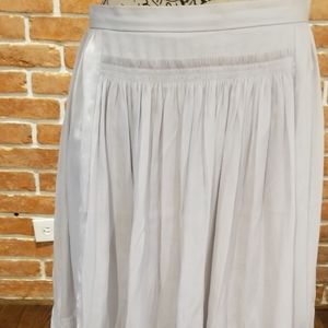 Banana Republic size 12 pleated silk blend skirt